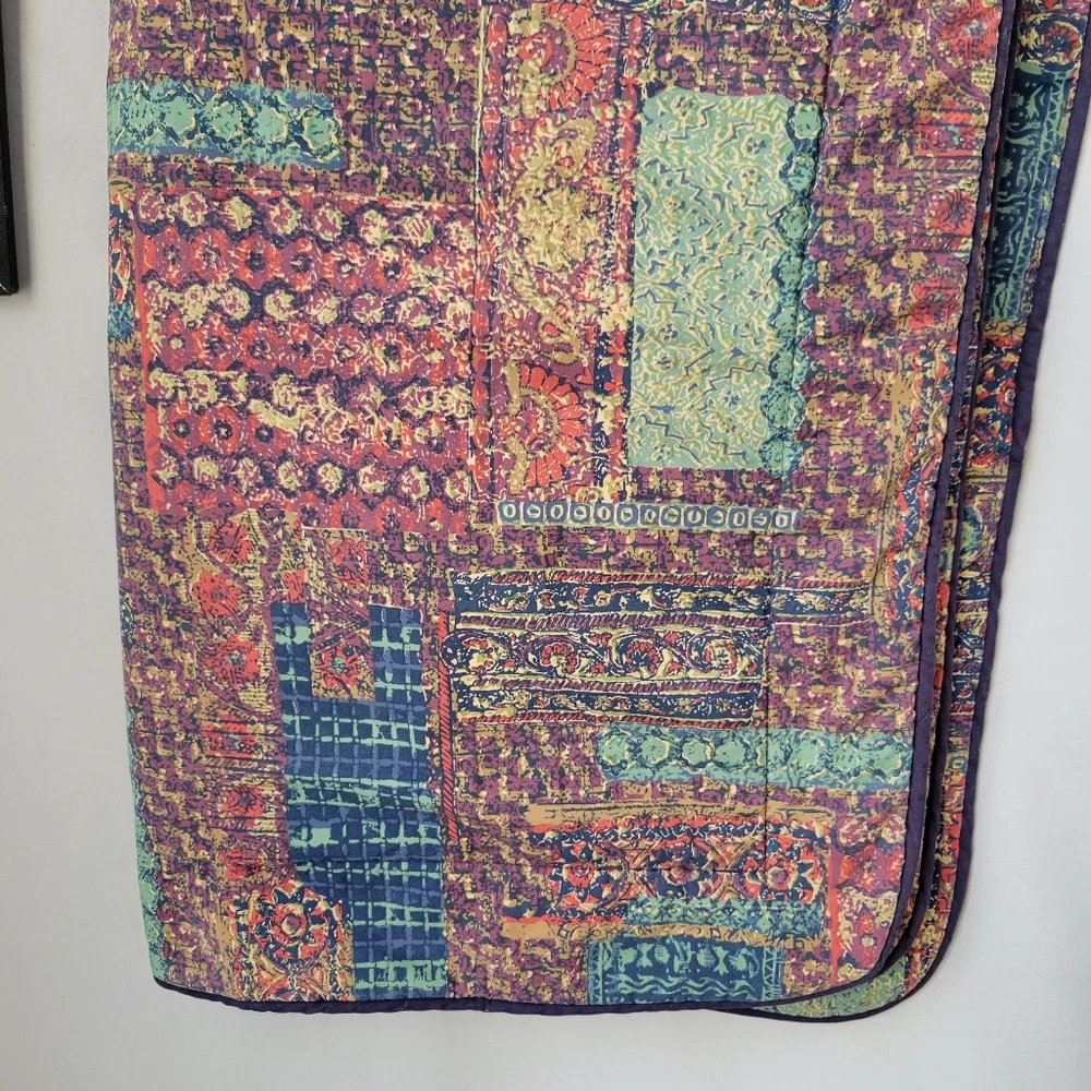 2 Vintage Sheridan Pillow Shams 31
